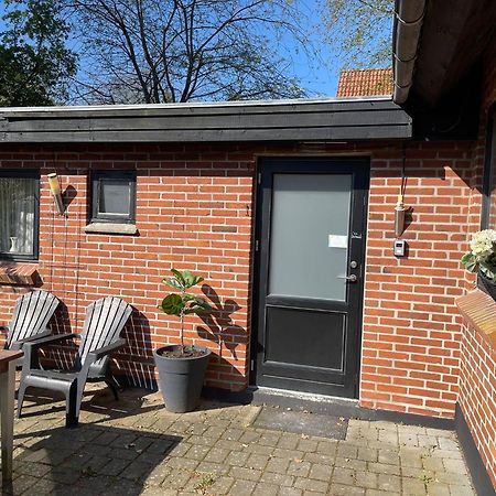 5 Minute Walk To Lego House - Perfect Location - Studio Room With Private Entrance - Garden On Site Billund Exterior photo